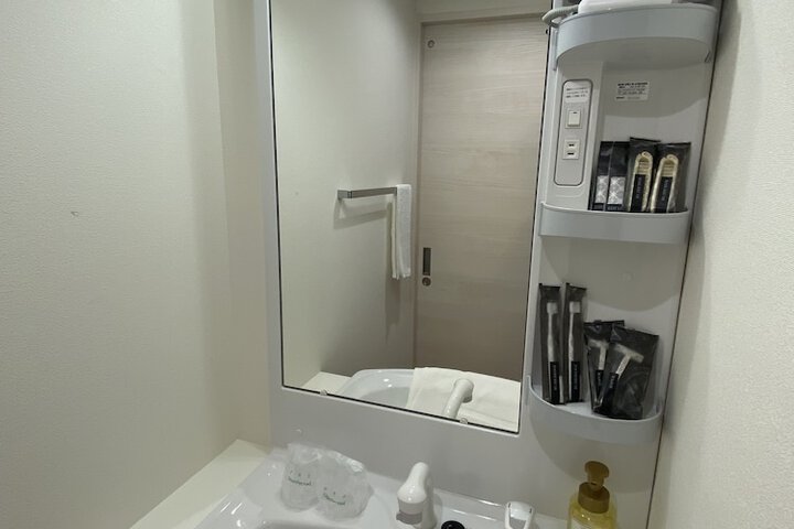 Room 18 of 26