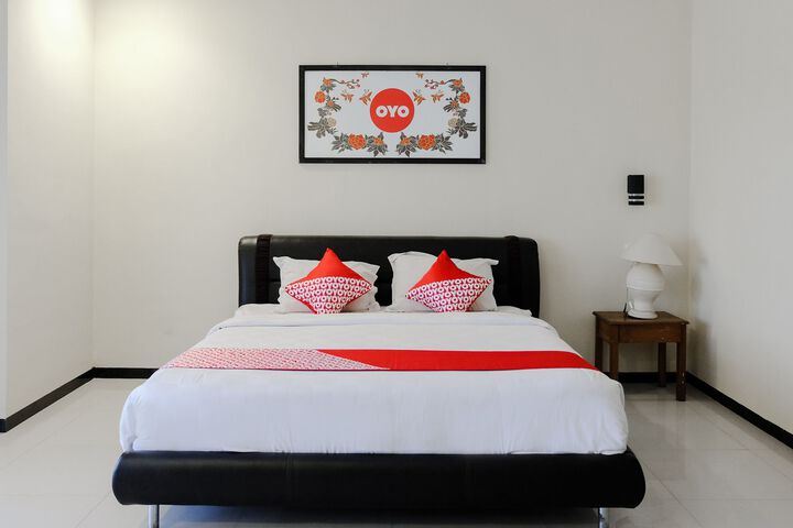 Room 52 of 92