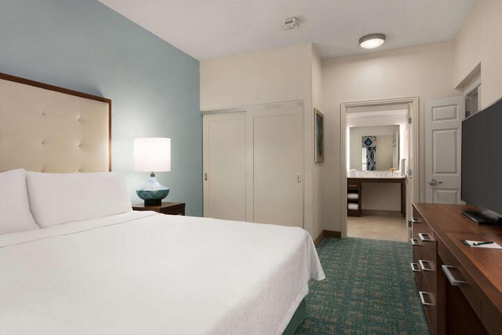 1 King Bed 1 Bedroom Suite (14 of 26)