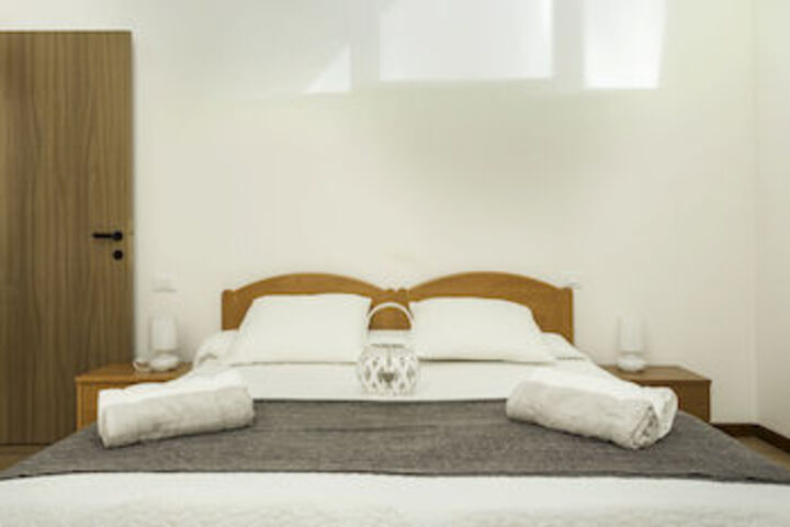 Room 326 of 871