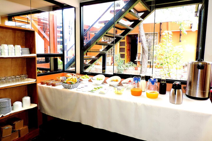 Dining 10 of 50