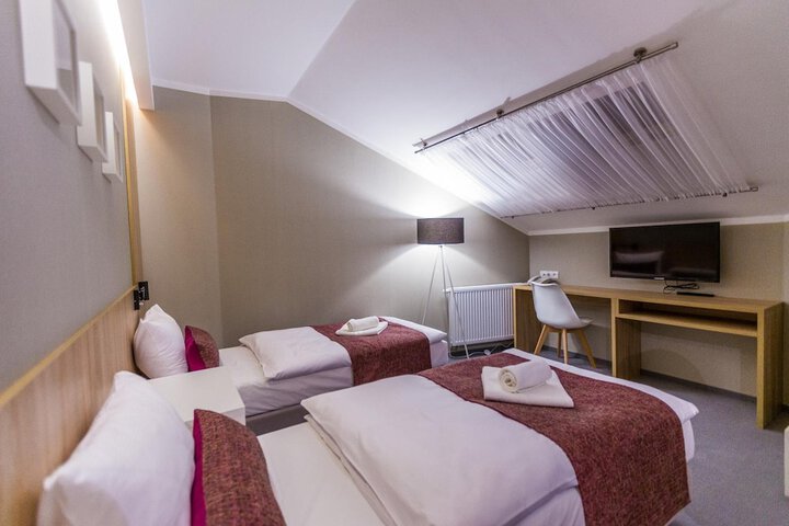 Room 14 of 47