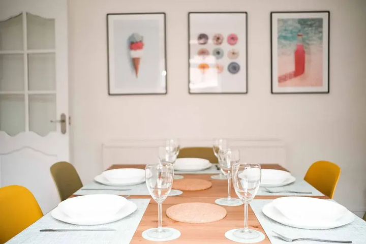Dining 21 of 23