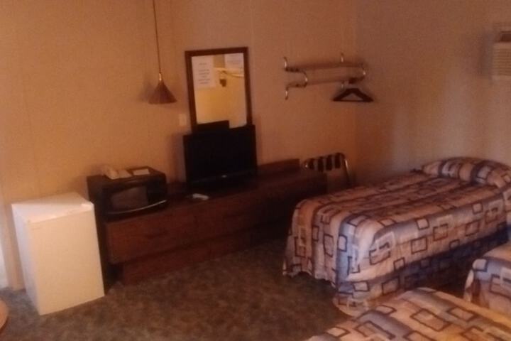 Room 5 of 64