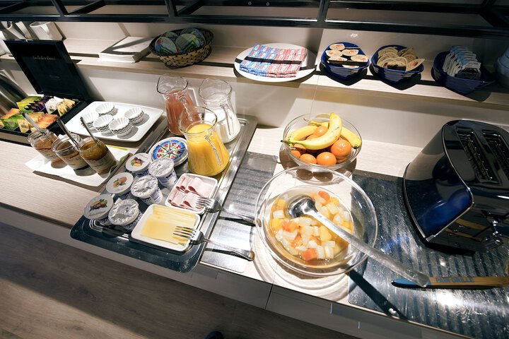 Breakfast meal
