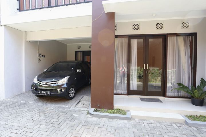 Hotel 1 of 11