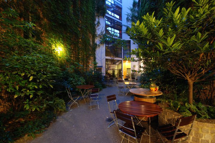 Hotel Exterior 53 of 54