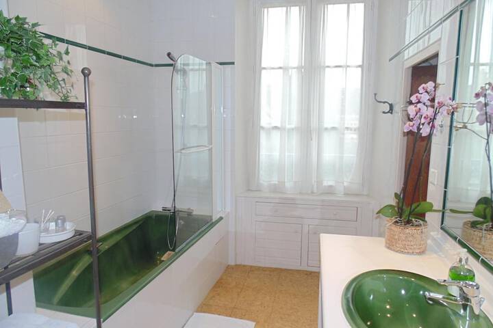 Bathroom Interior Photo