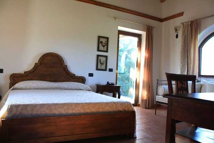 Room 16 of 161