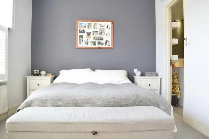 Room 2 of 14