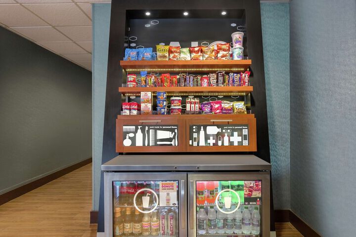Snack bar