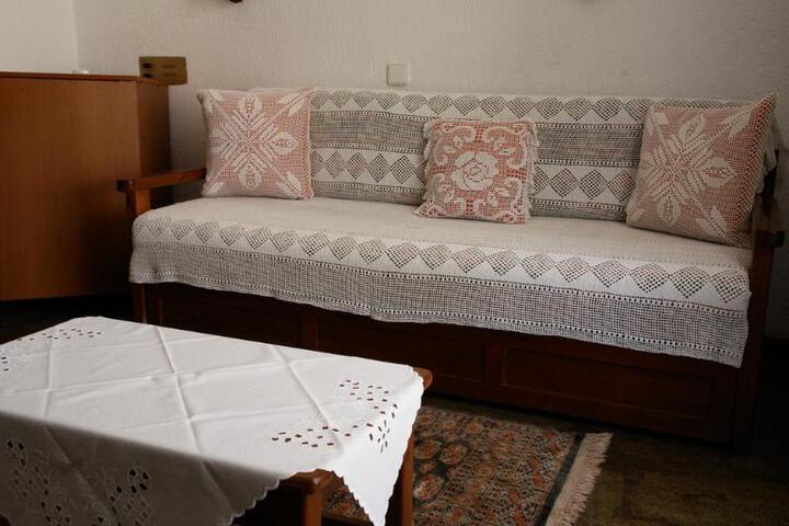 Room 6 of 6