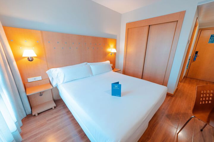 Room 6 of 47
