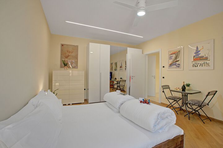 Room 92 of 122