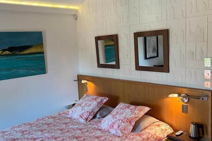 Room 15 of 105