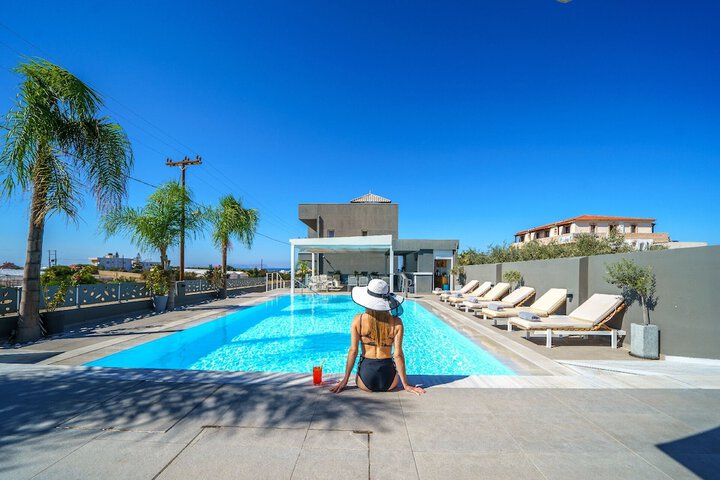 Pool 72 of 116