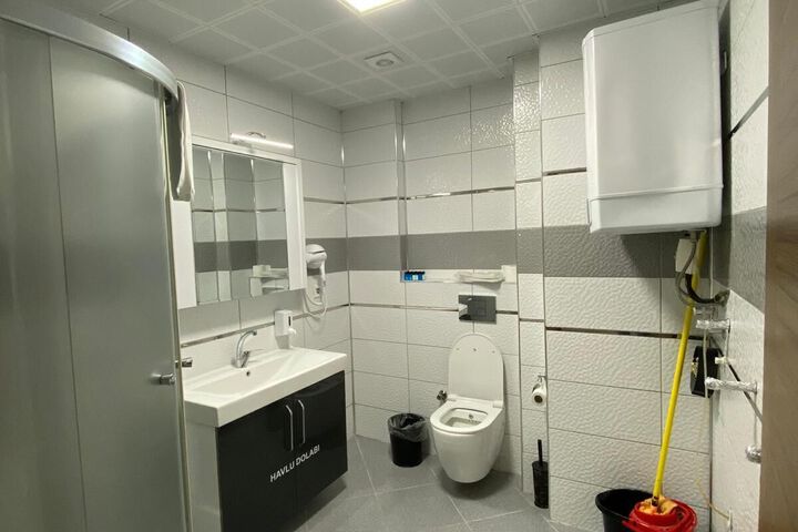 Room 2 of 5