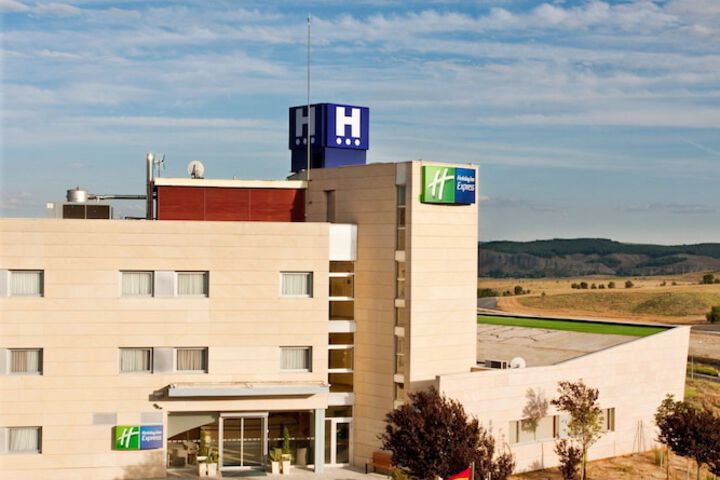 Hotel 28 of 37