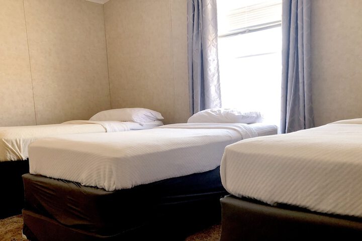 Room 90 of 116