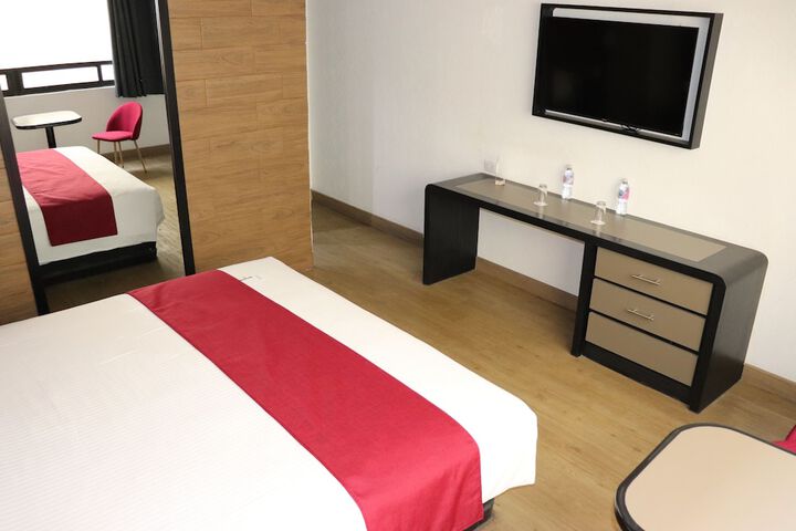 Room 40 of 89