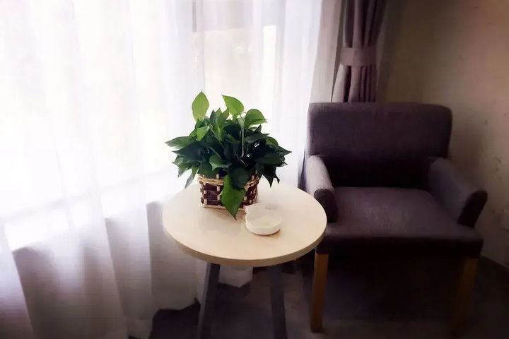 Room 11 of 15