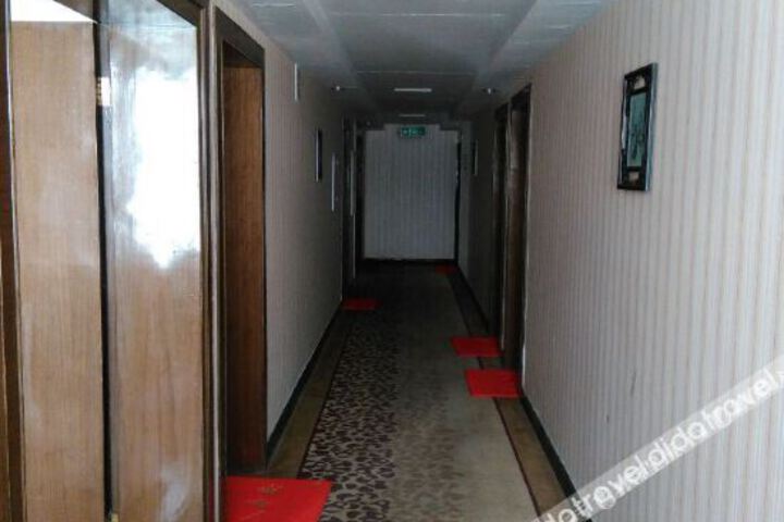 Hotel Interior 12 of 34