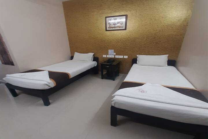 Room 17 of 22
