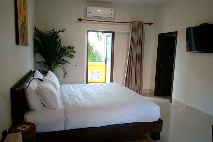 Room 16 of 178