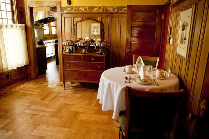 Breakfast/Coffee Service 68 of 77