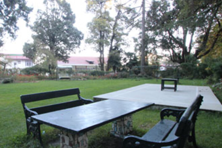 CARLTONS PLAISANCE HOTEL
