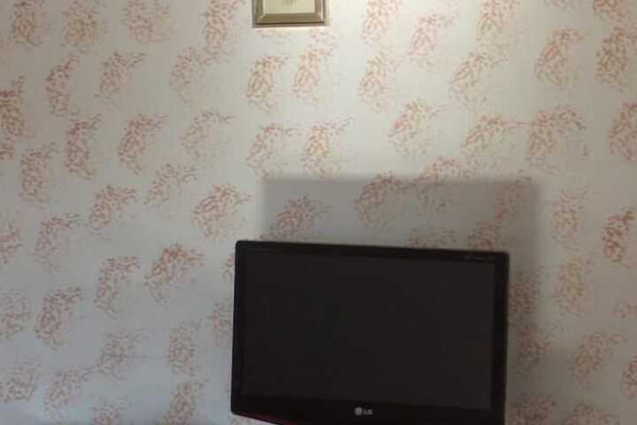 Room 11 of 20