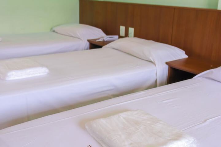 Room 16 of 36
