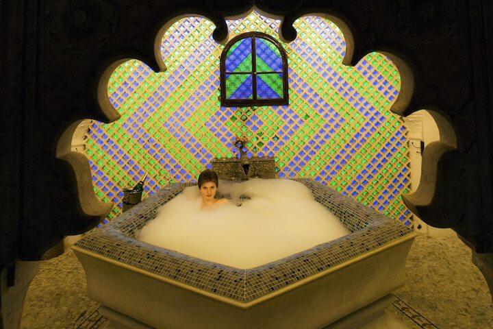 Hot Tub 30 of 68