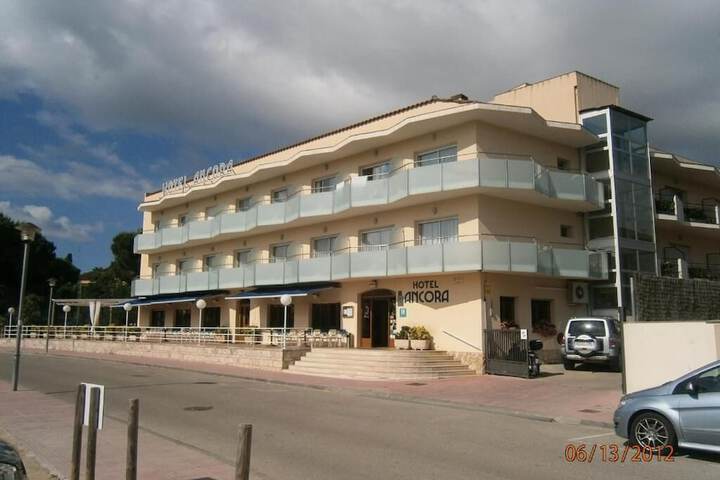 Hotel 64 of 65