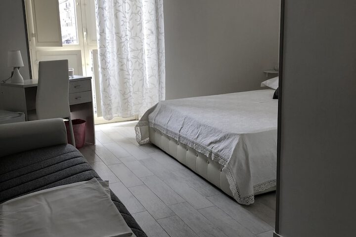 Room 18 of 41