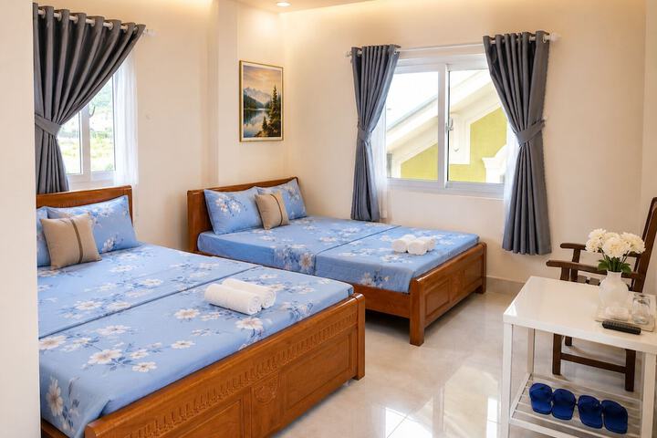 Room 9 of 20