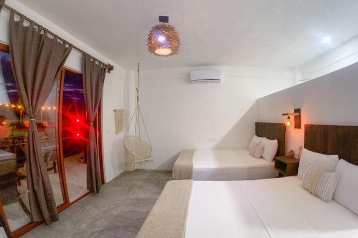 Room 4 of 41