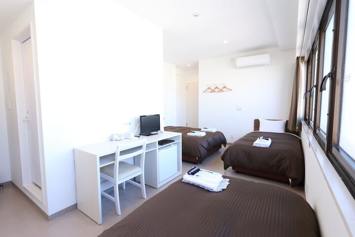 Room 15 of 64
