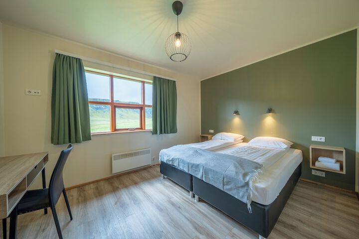 Room 27 of 74