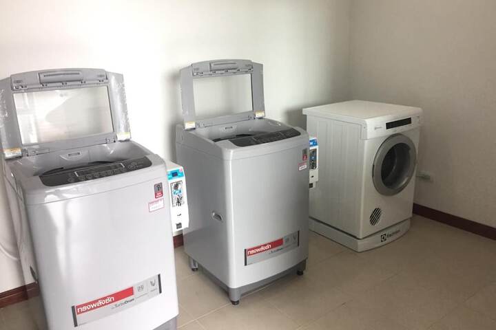 Laundry 18 of 34