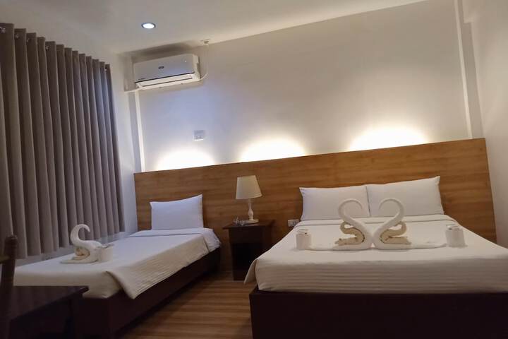 Room 6 of 36