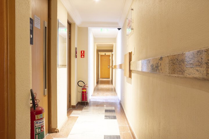 Ballroom/Hall 54 of 65