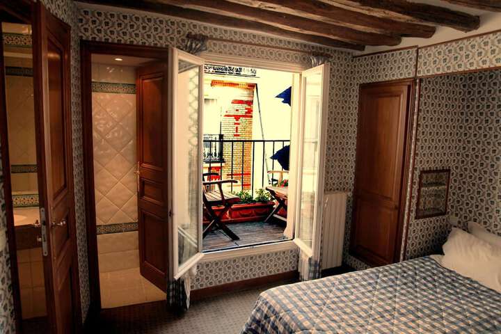 Room 24 of 45