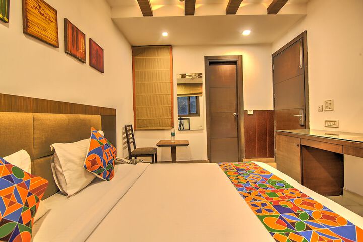 Room 20 of 35