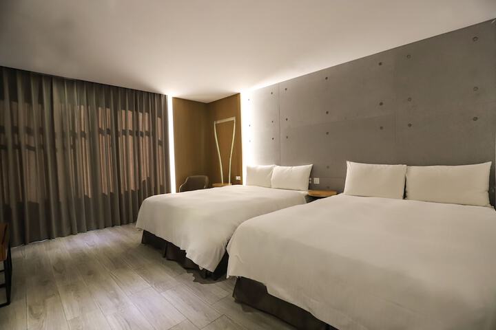 Room 43 of 129