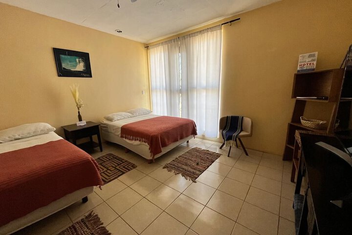 Room 3 of 7
