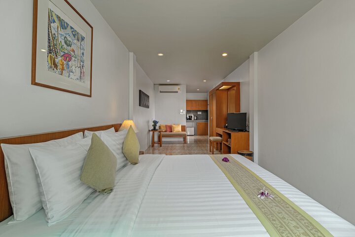 Room 17 of 95