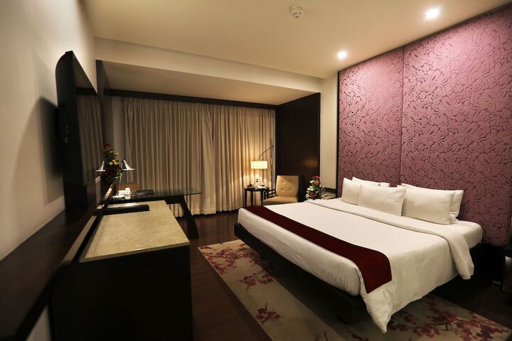 Room 4 of 49