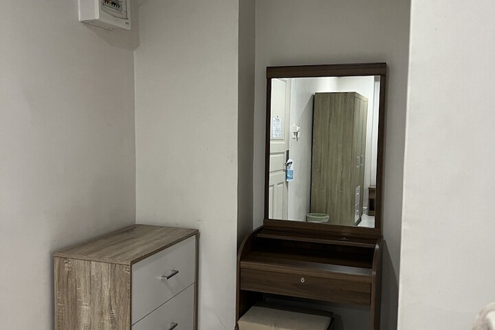 Room 28 of 149