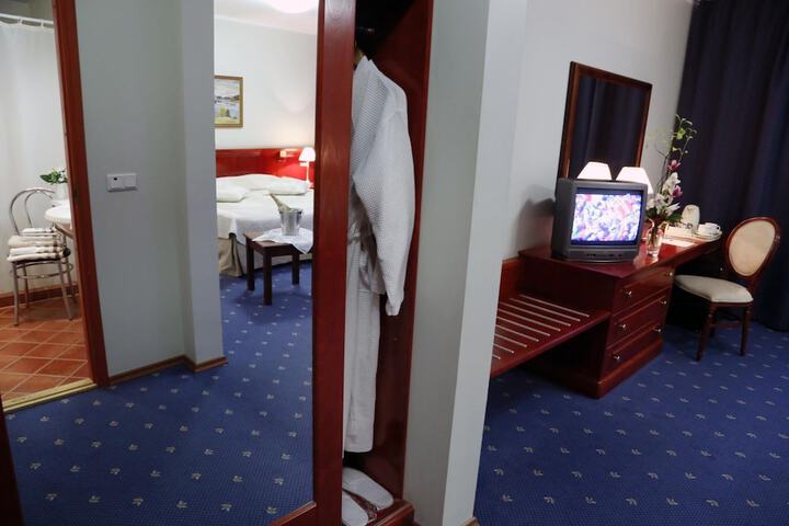 Room 14 of 45
